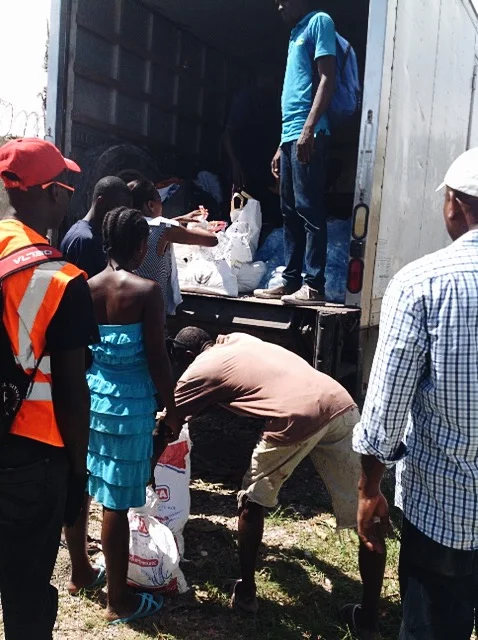 Distribution from the truck 