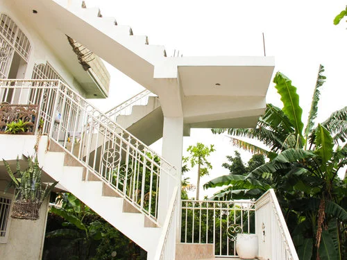 workshop outside stairs .jpeg