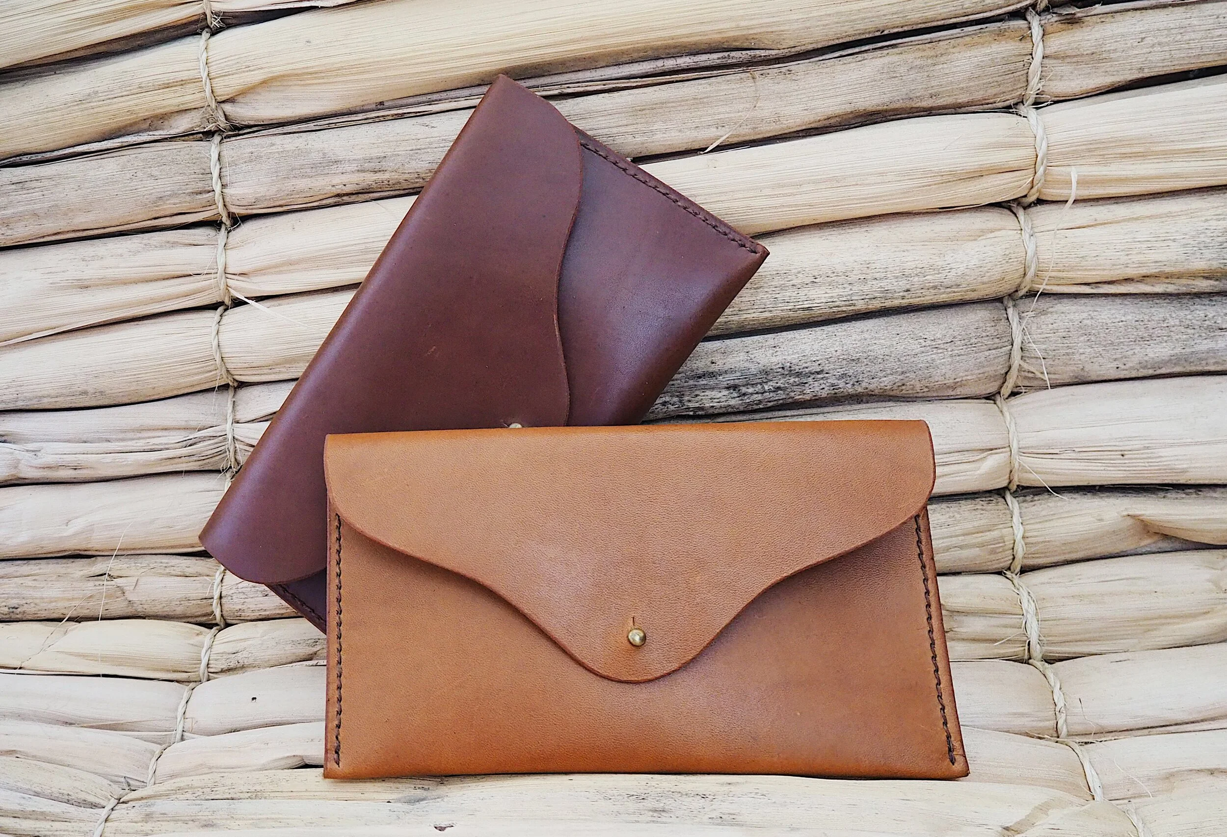 F20 MiaClutch_Chestnut_Carmel.jpg