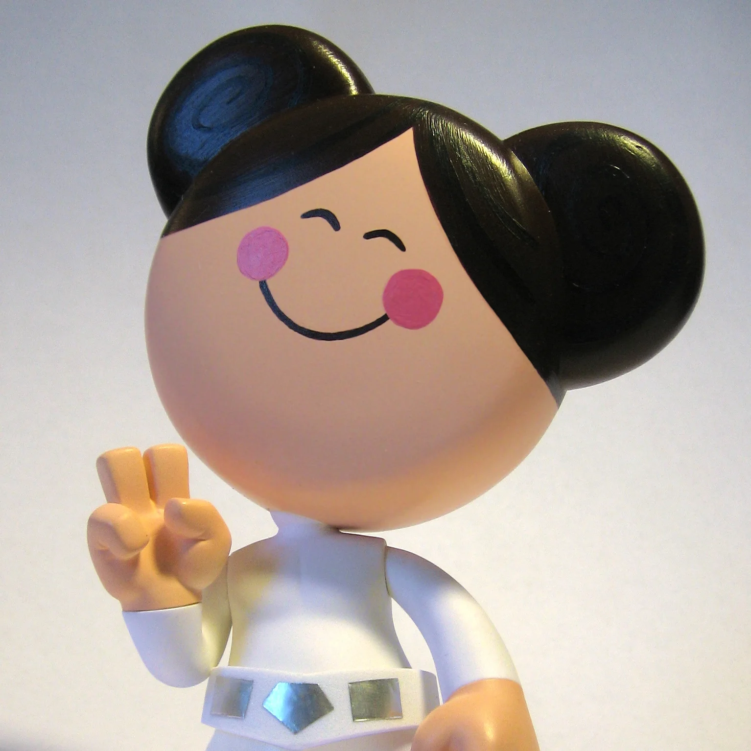 leia1.jpg