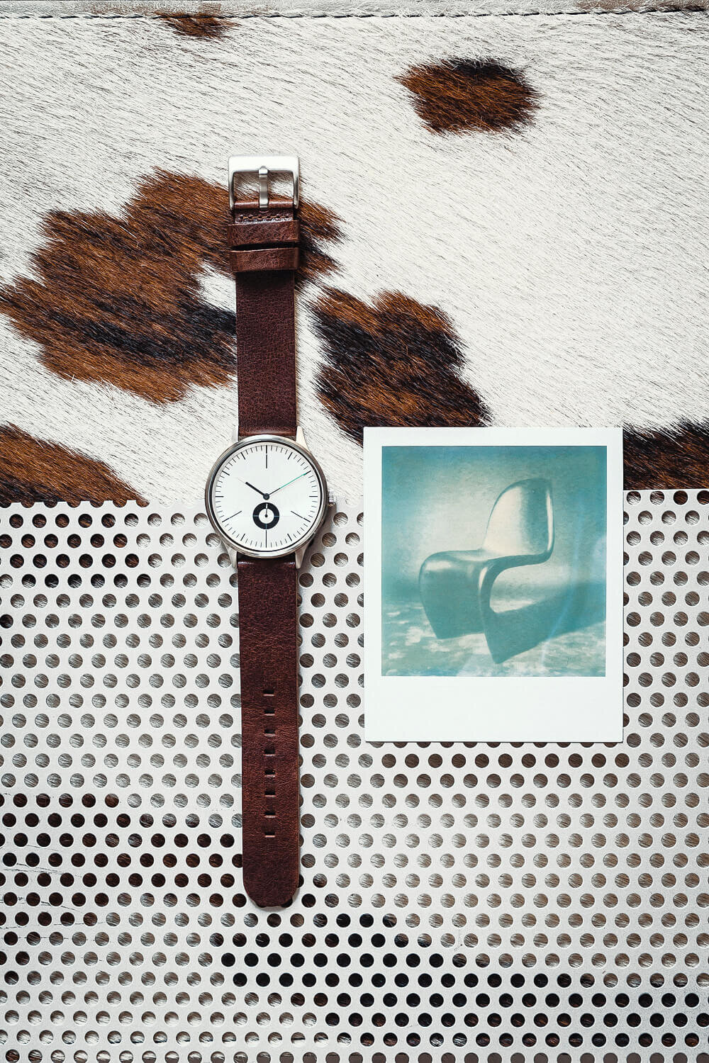 Natural light watch product photography by Mikel Muruzabal Studio / Advertising Photographers in Spain