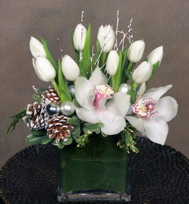Christmas Flowers NYC Flower Delivery NYC . Holiday Flower Delivery