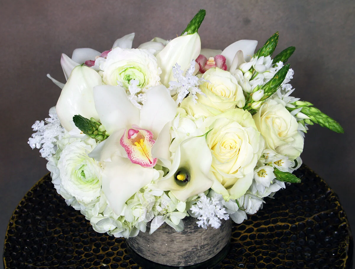 Christmas Flowers NYC Flower Delivery NYC . Local, Fast & Fresh Christmas Flower Delivery NYC