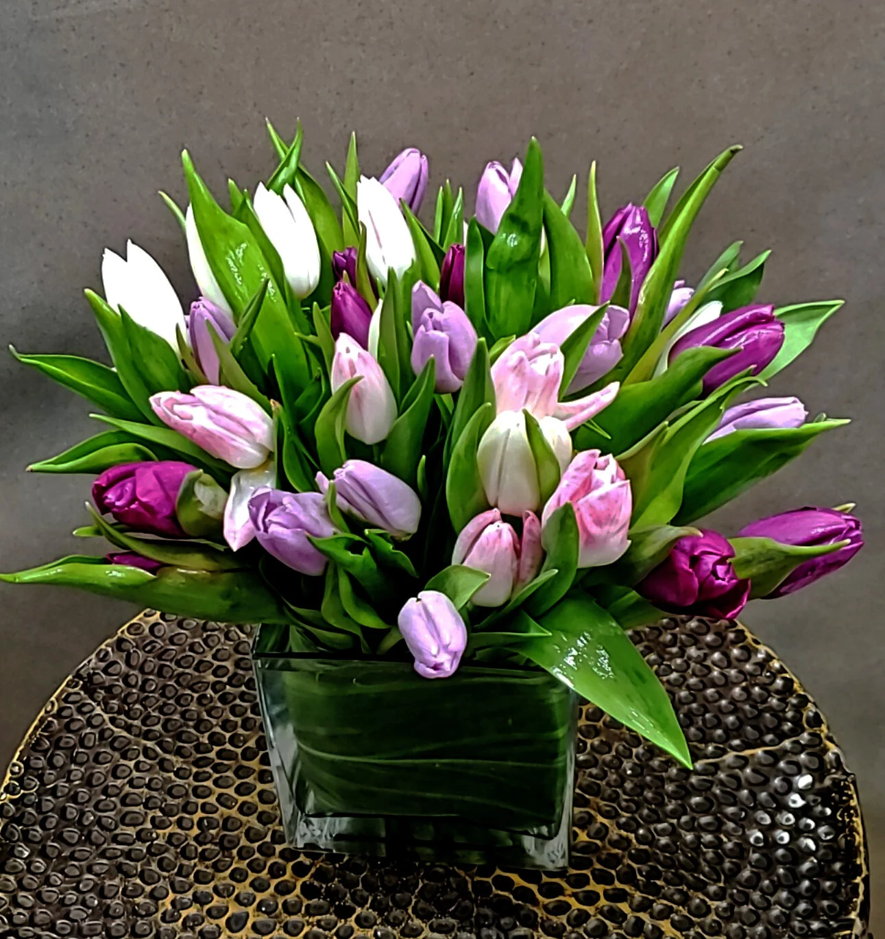 "Say "I Love You" with a Bouquet Valentine's Day Flowers Delivered