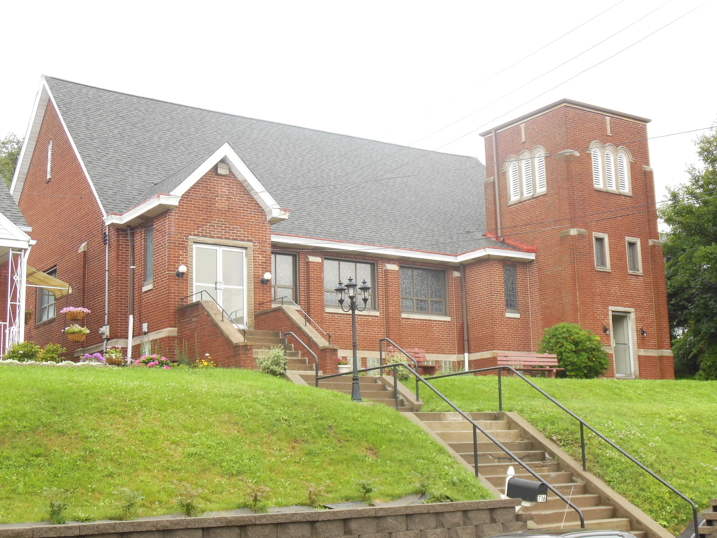 pictures of church building 004.JPG