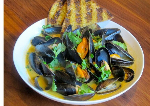 Guard and Grace: Thai-Curried  Mussels