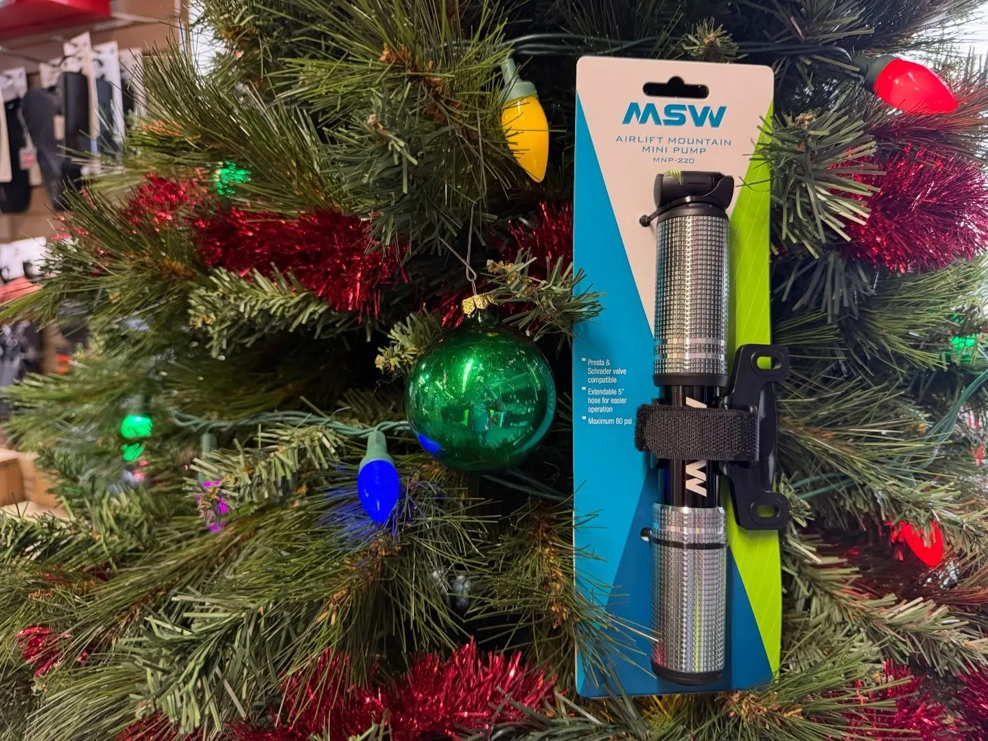 Santa checked his list twice and decided: cozy slippers are out, bike pumps are in! Because nothing ruins Christmas morning faster than a flat tire on your new ride. 

#pumpedfortheholidays