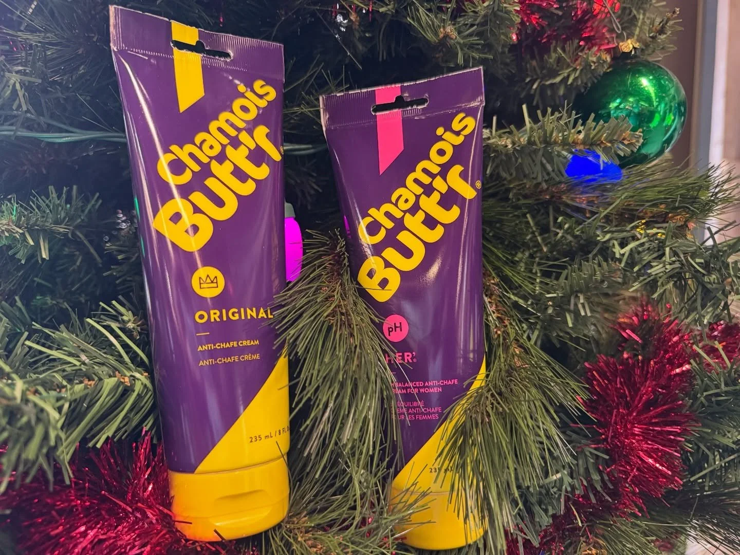 Stuck on stocking stuffers? Forget the usual socks and candy canes&mdash;this year, go for peak romance: his and her chamois cr&egrave;me! Because nothing says &ldquo;I love you&rdquo; like matching anti-chafe for those long holiday rides. Who needs 