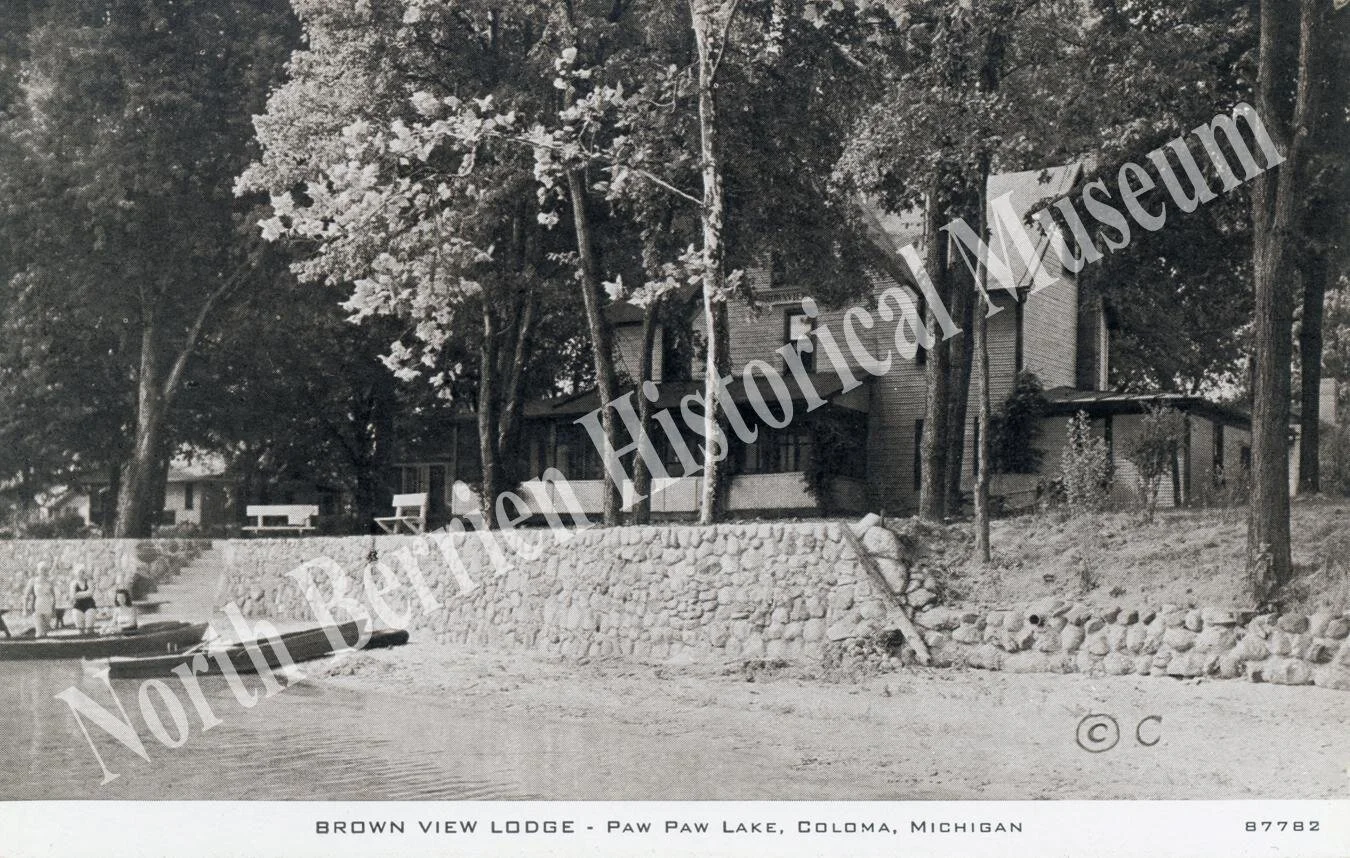 Brown View Lodge.jpg