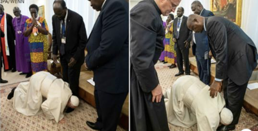 Папа встал на колени перед лидерами Судана, чтобы они закончили войну. ФОТО