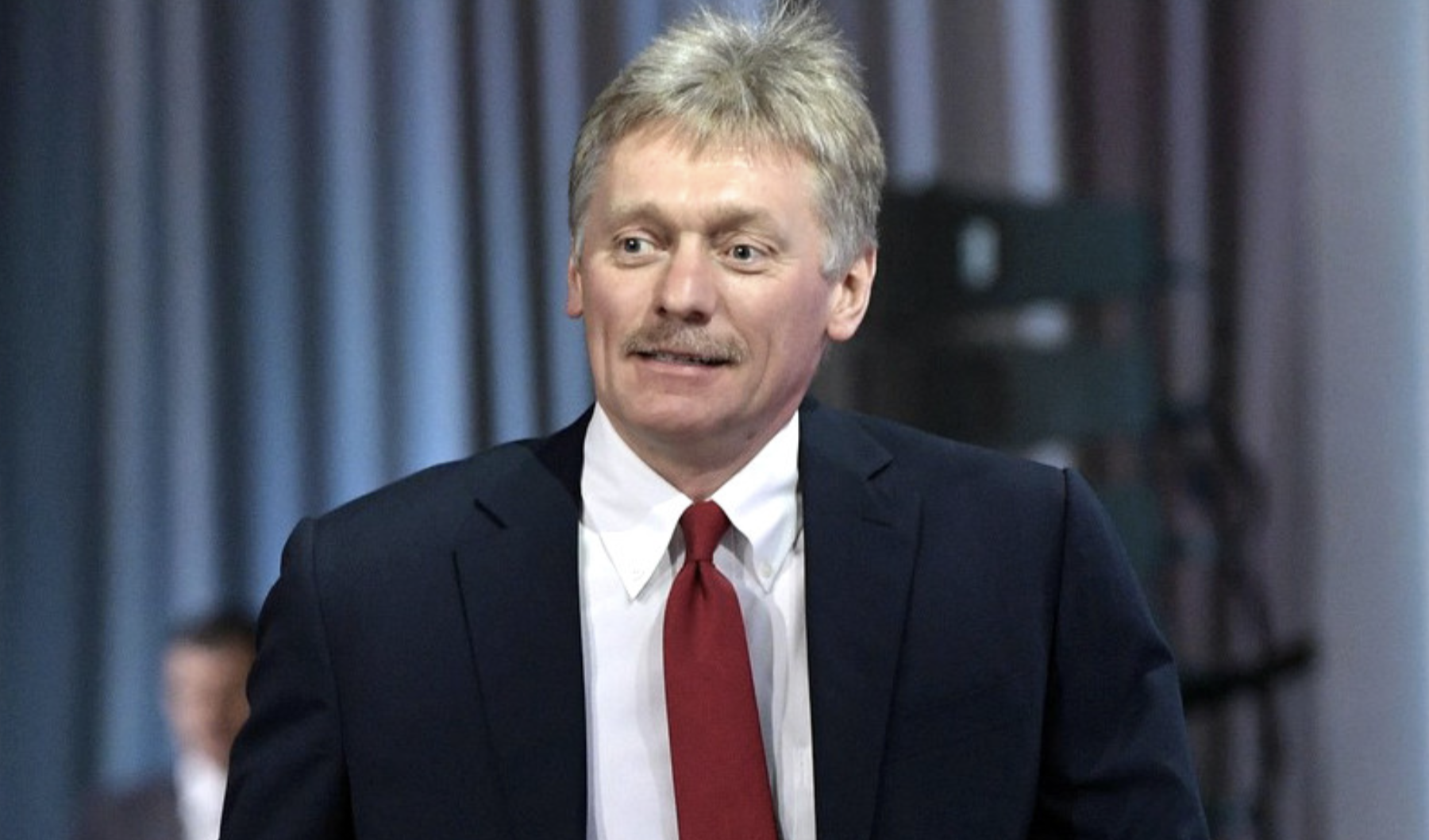 В Кремле ждут объяснений по поводу рейтингов Путина, а не верящим в светлое завтра россиянам обещают лучшую жизнь уже в этом году