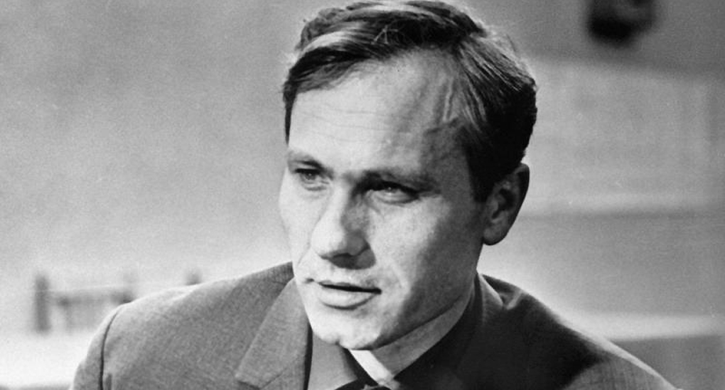 Сегодня 90 лет со дня рождения Василия Шукшина — "последнего гения русской литературы": вспомним знаменитые фразы из его произведений