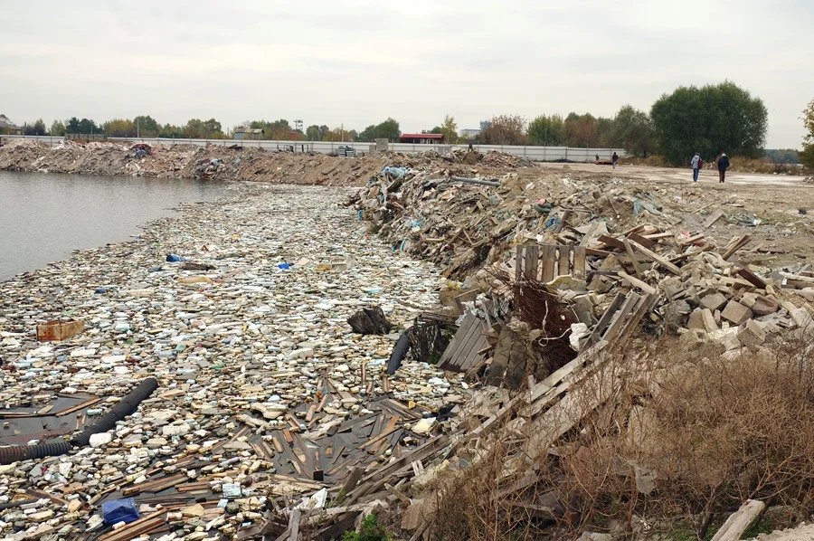 Фотография озера Глушица, находящегося в 800 метрах от ВПП аэропорта Жуковский. Автор: Сергей Немалевич