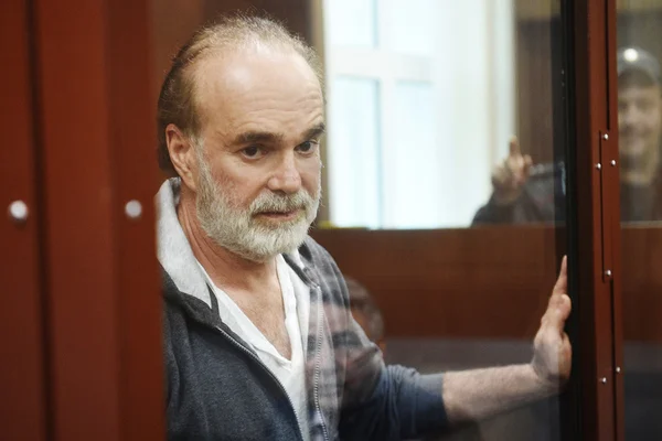 Сесть, чтобы отдать: как Альберта Худояна лишают бизнеса при помощи правовой системы