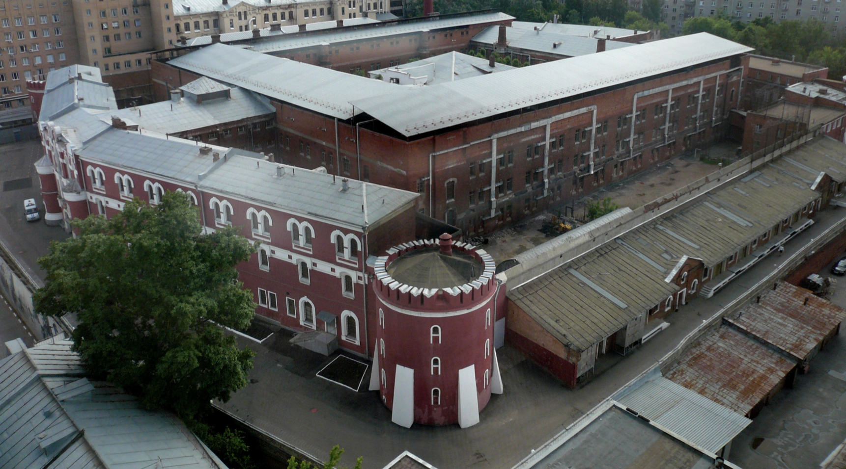 Арестантов "Бутырки" и "Матросской тишины" вернули в 18 век, заточив в старинные камеры с плесенью 