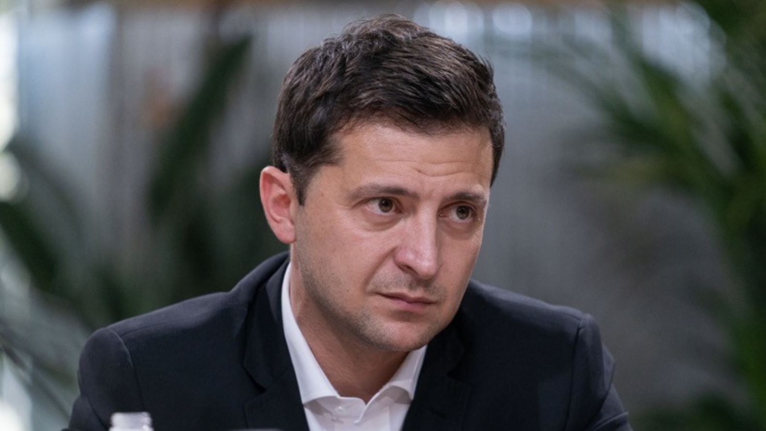Коррупционный скандал у Зеленского: взятки по $30 тыс. за голосование в Раде и проверки полиграфом