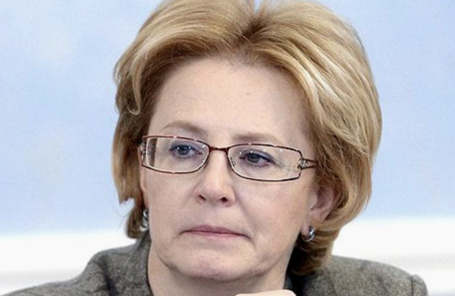 Минздрав отложил введение новых правил медосмотра для водителей, вызвавших гигантские очереди и критику Путина 