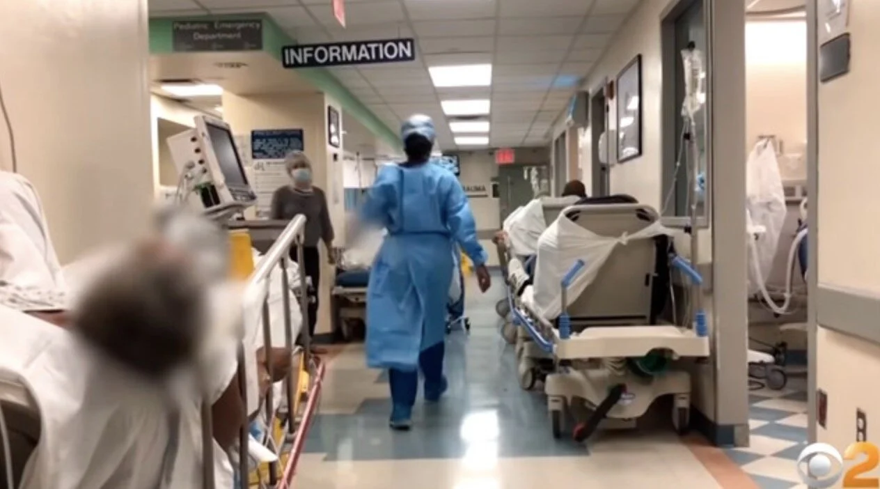 Число погибших в США - 10,5 тысяч. В Нью-Йорке выроют временные братские могилы