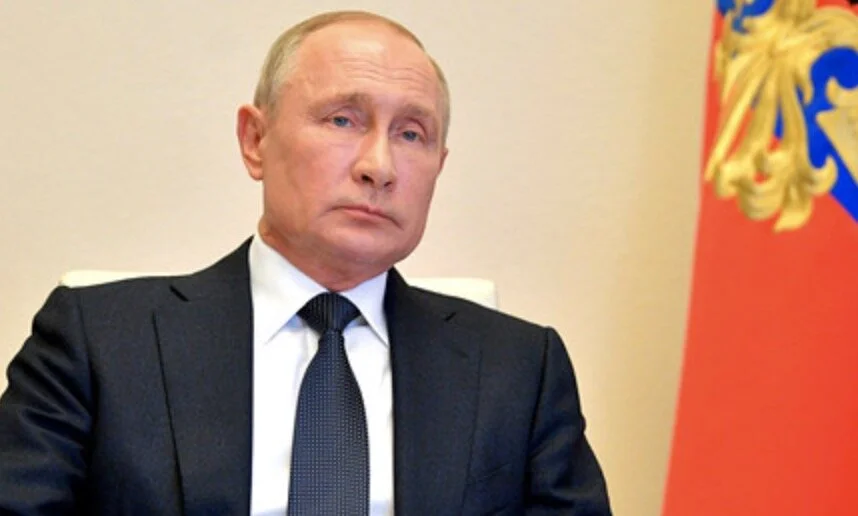 Путин продлил нерабочие дни до конца майских праздников, заявив, что эпидемия еще не достигла пика