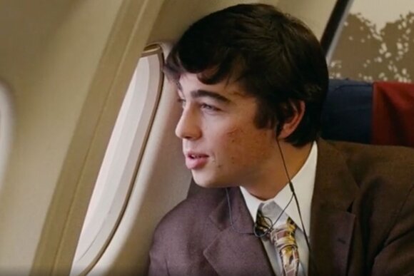 Первый канал вместо титров "Брата-2" показал погромы в США под припев "Гудбай, Америка". ВИДЕО