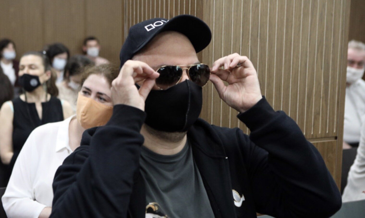 Кирилл Серебренников приговорен к условному сроку по делу о хищении 129 млн рублей