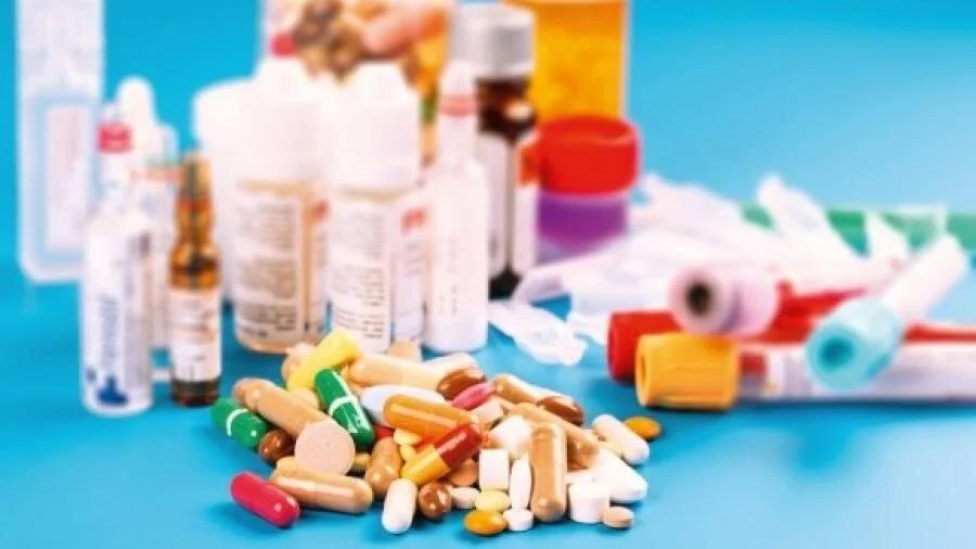 В России дефицит применяемых при COVID-19 препаратов: что говорит минздрав?