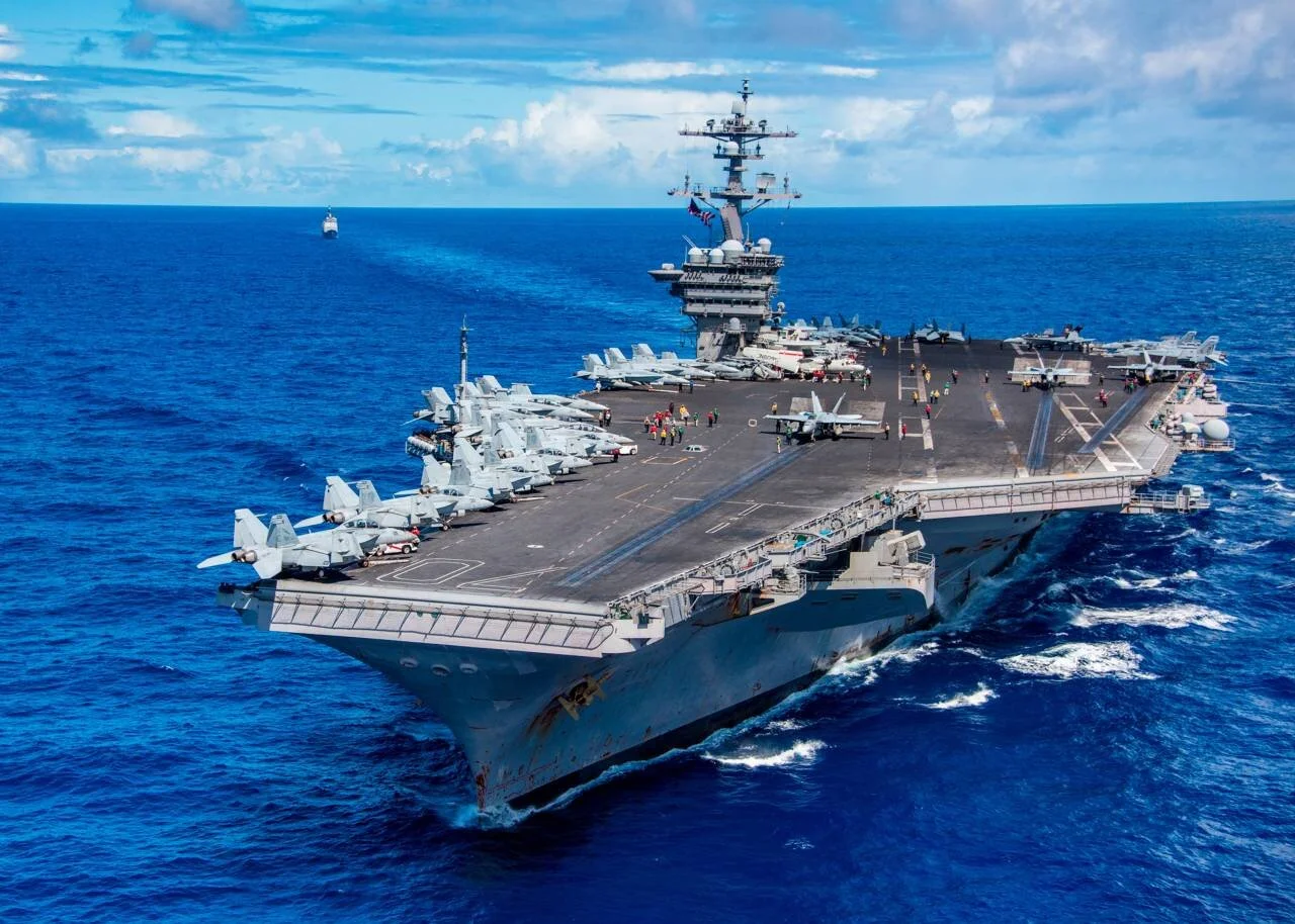 В американской армии новые проблемы: подводная лодка ВМС США подверглась нашествию клопов