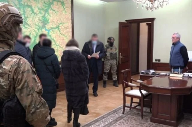 Проведен обыск у губернатора Пензенской области - найдено около 500 млн рублей наличными