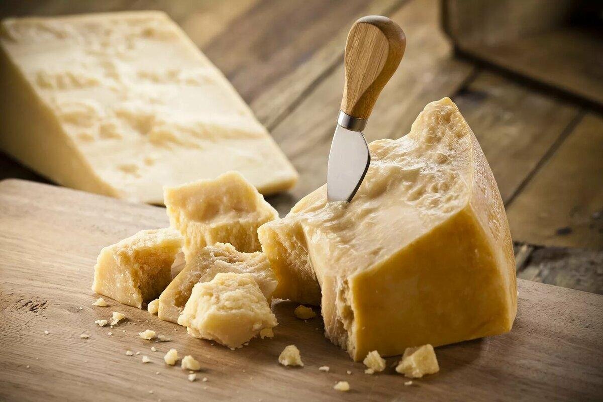 Пармезан исключат из списка продуктовых контрсанкций? Посол Италии обратился с соответствующей просьбой