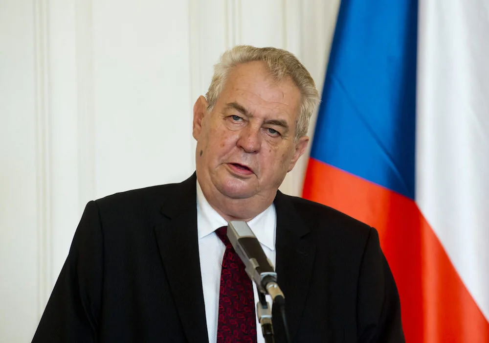 Президент Чехии не согласен: "данных об «агентах России» во взрывах в Врбетице нет