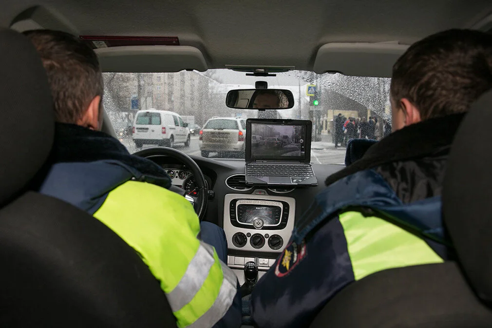За российскими водителями будут скрыто наблюдать - ГИБДД утвердила главное правило