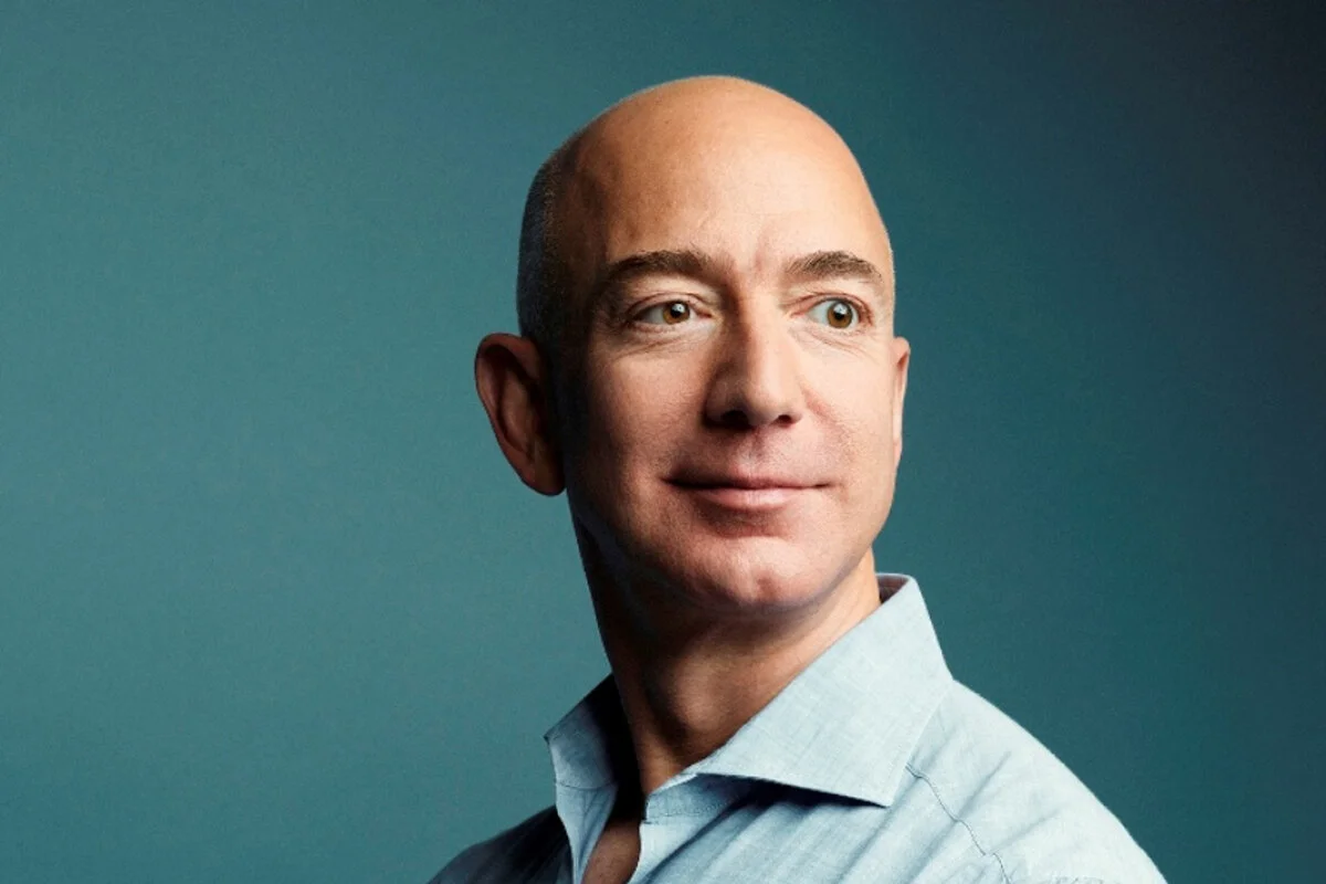 Лидер мирового рейтинга Forbes решил полететь в космос - сам он это оценивает как "величайшее приключение"