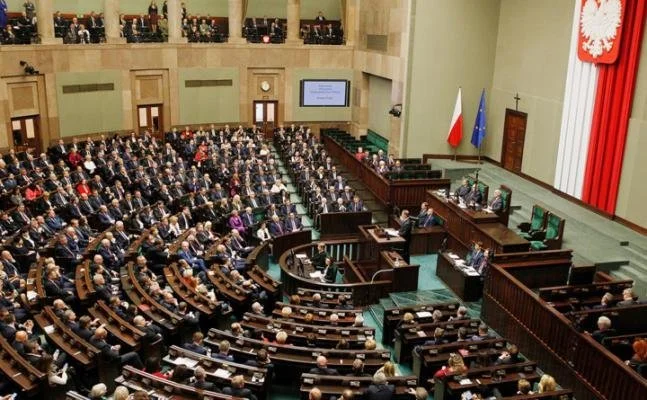 Нет конца и края антироссийской истерии: Сенат Польши объявил власти РФ "террористическим режимом"