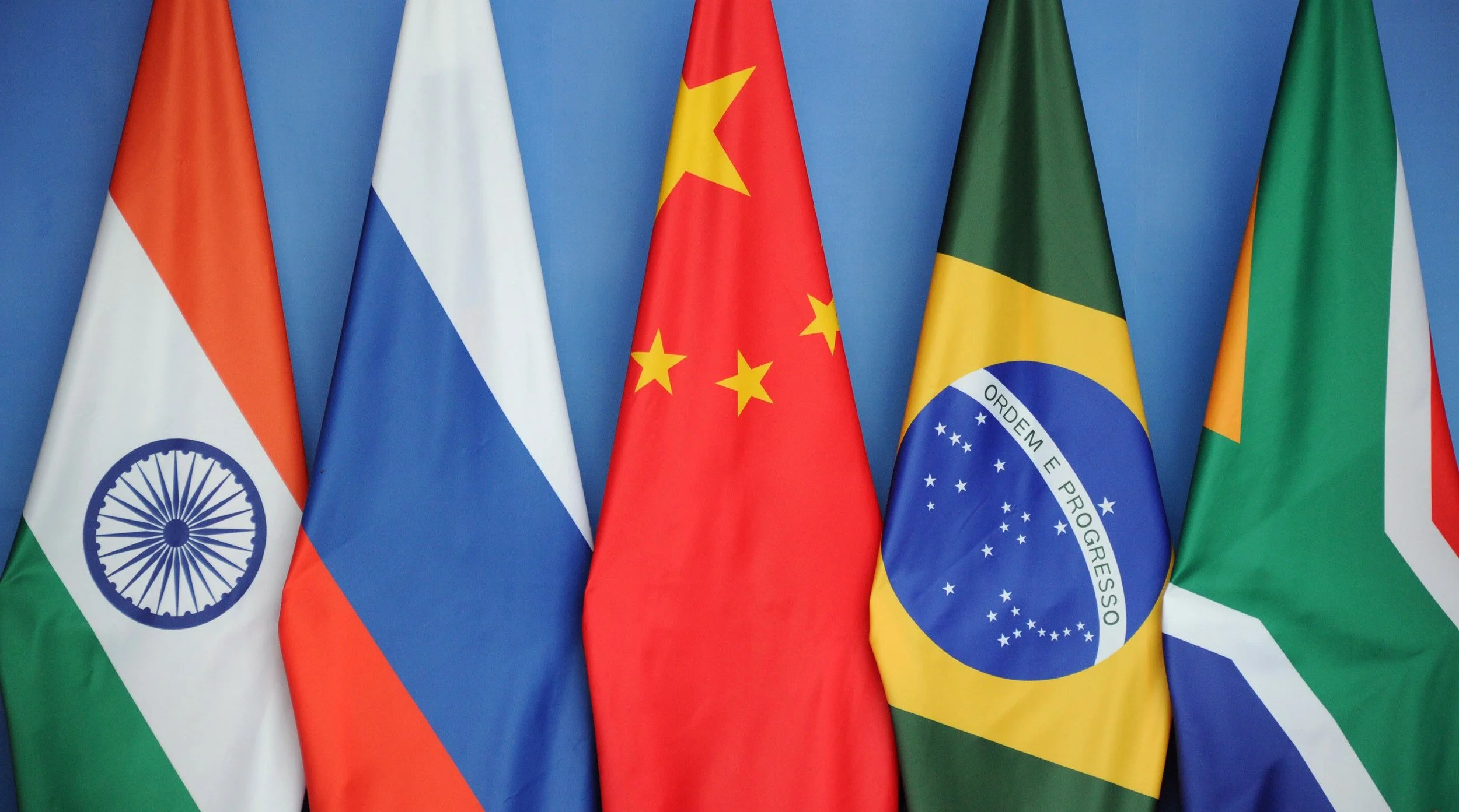 Количество членов БРИКС должно увеличиться: заявку на присоединение подал Алжир