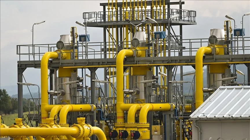 Впервые с июня цены на газ в Европе опустились ниже 900 долларов