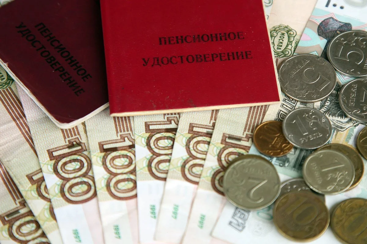 Россиянам старше 80 лет вновь повысят пенсии