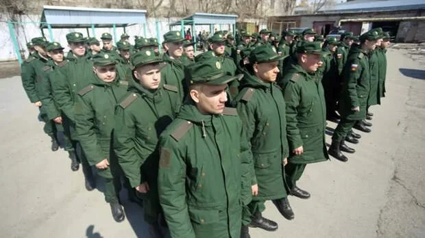 117 тысяч контрактников и добровольцев поступило в российскую армию с начала года