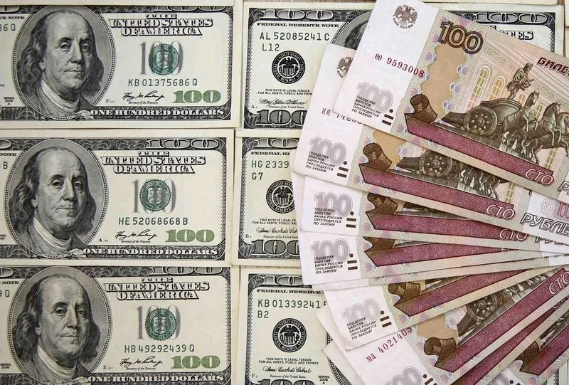 Новые рекорды валютных курсов к российскому рублю