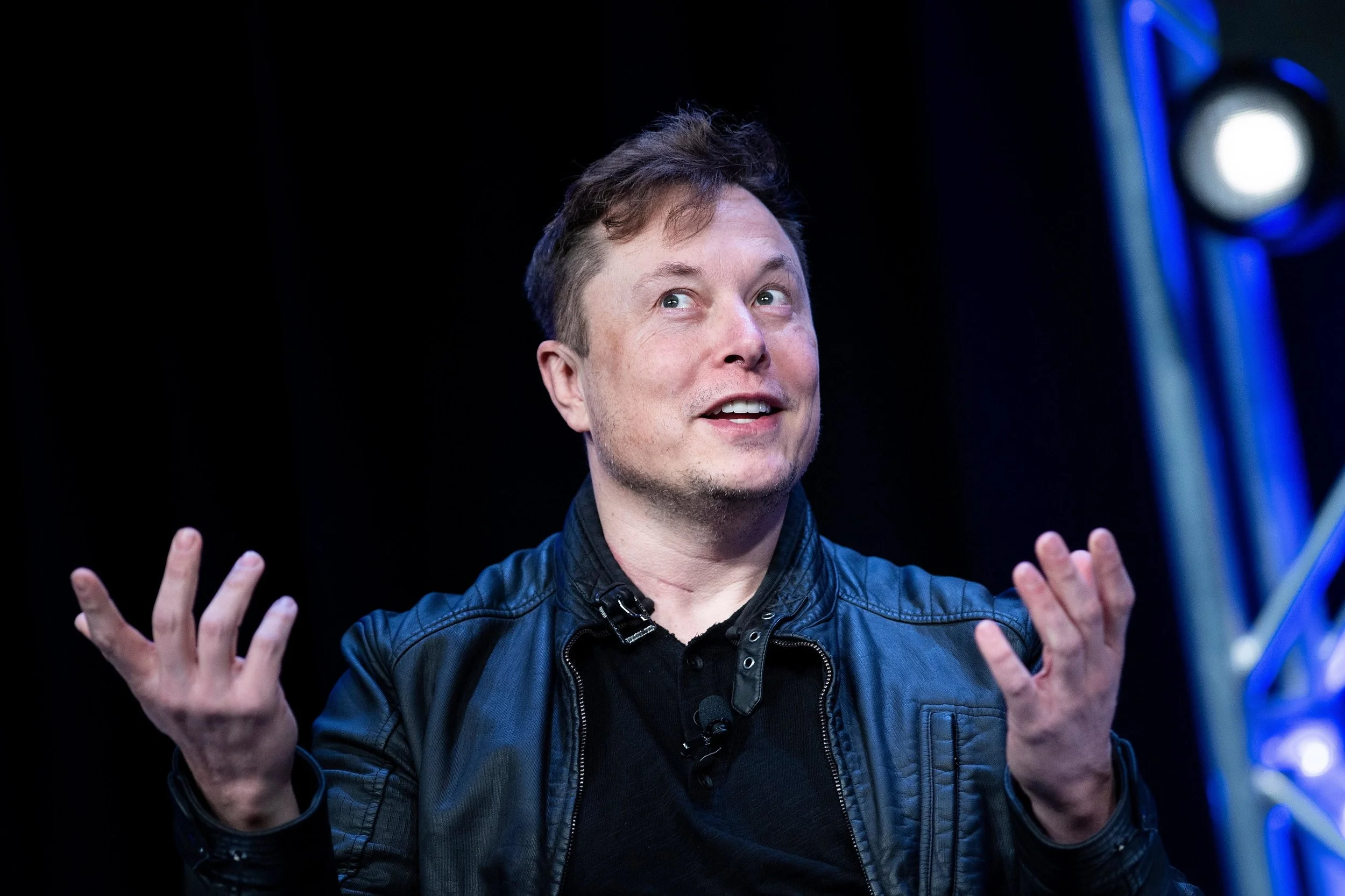 Илон Маск резко ответил критикам решения не включать Starlink вблизи Крыма