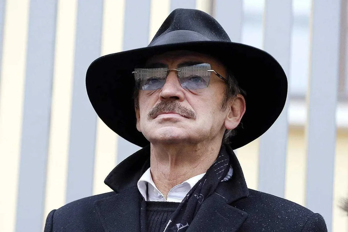 Михаил Боярский избавляется от своего бизнеса в России