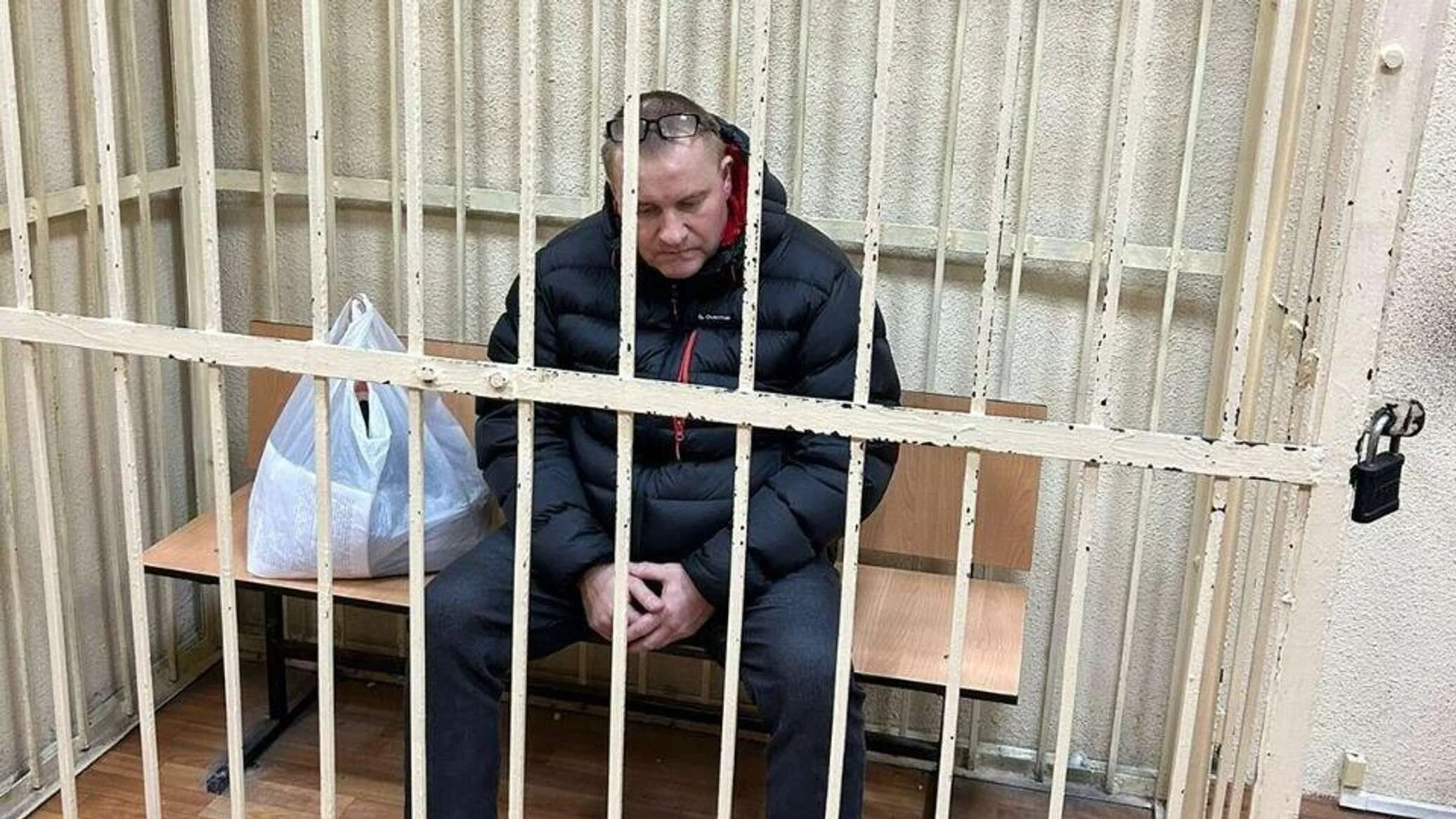 Отец стрелявшей в брянской гимназии школьницы тоже арестован