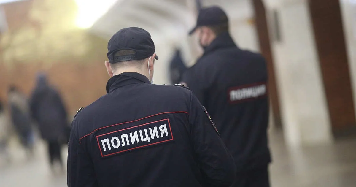 Задержана сотрудница института РАН с флагом Украины на рюкзаке