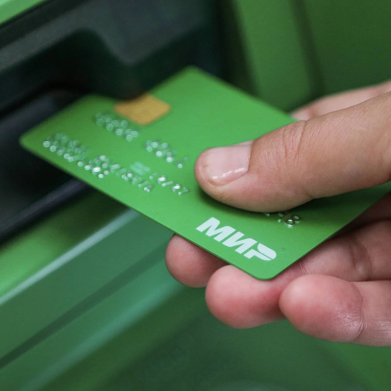 Месть? Оператор платежной системы "Мир" попал под санкции США