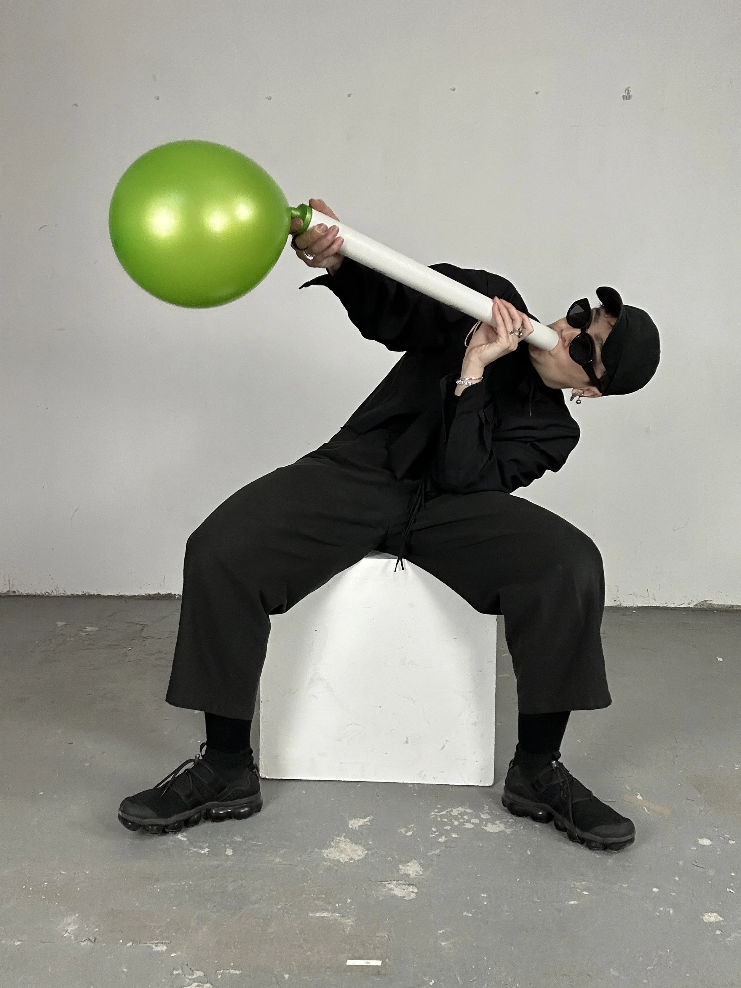 ARIELEFTERIN_100 DAYS OF BALLOONS_DONTSTEAL__IMG_7760 2.JPG