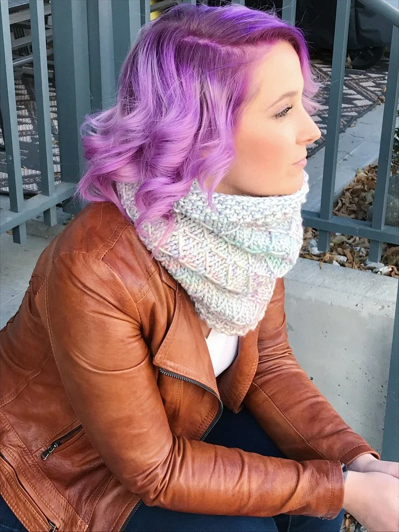 Diamond Stitch Cowl8.jpg