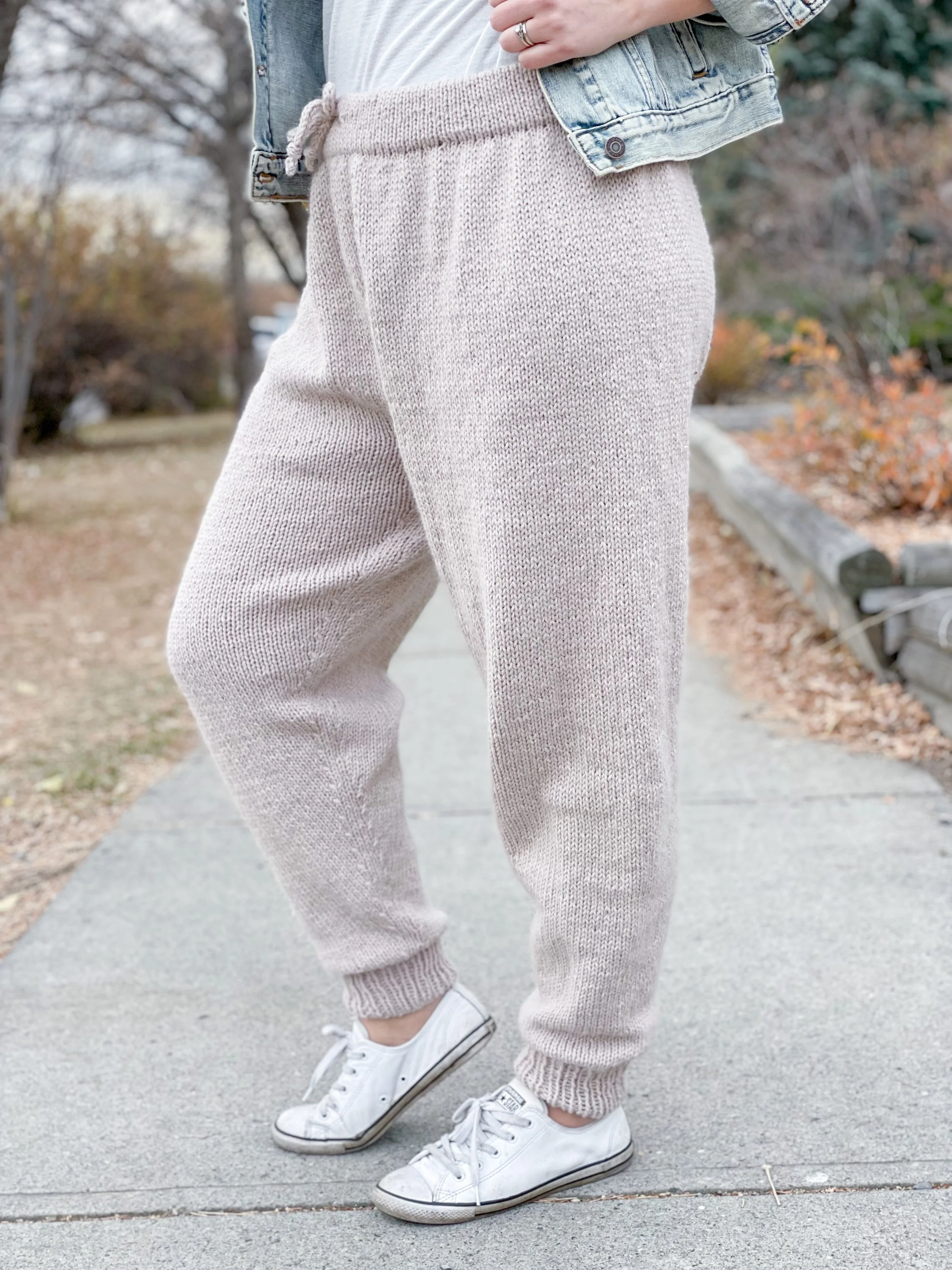 Cable Crush Joggers Knitting Pattern