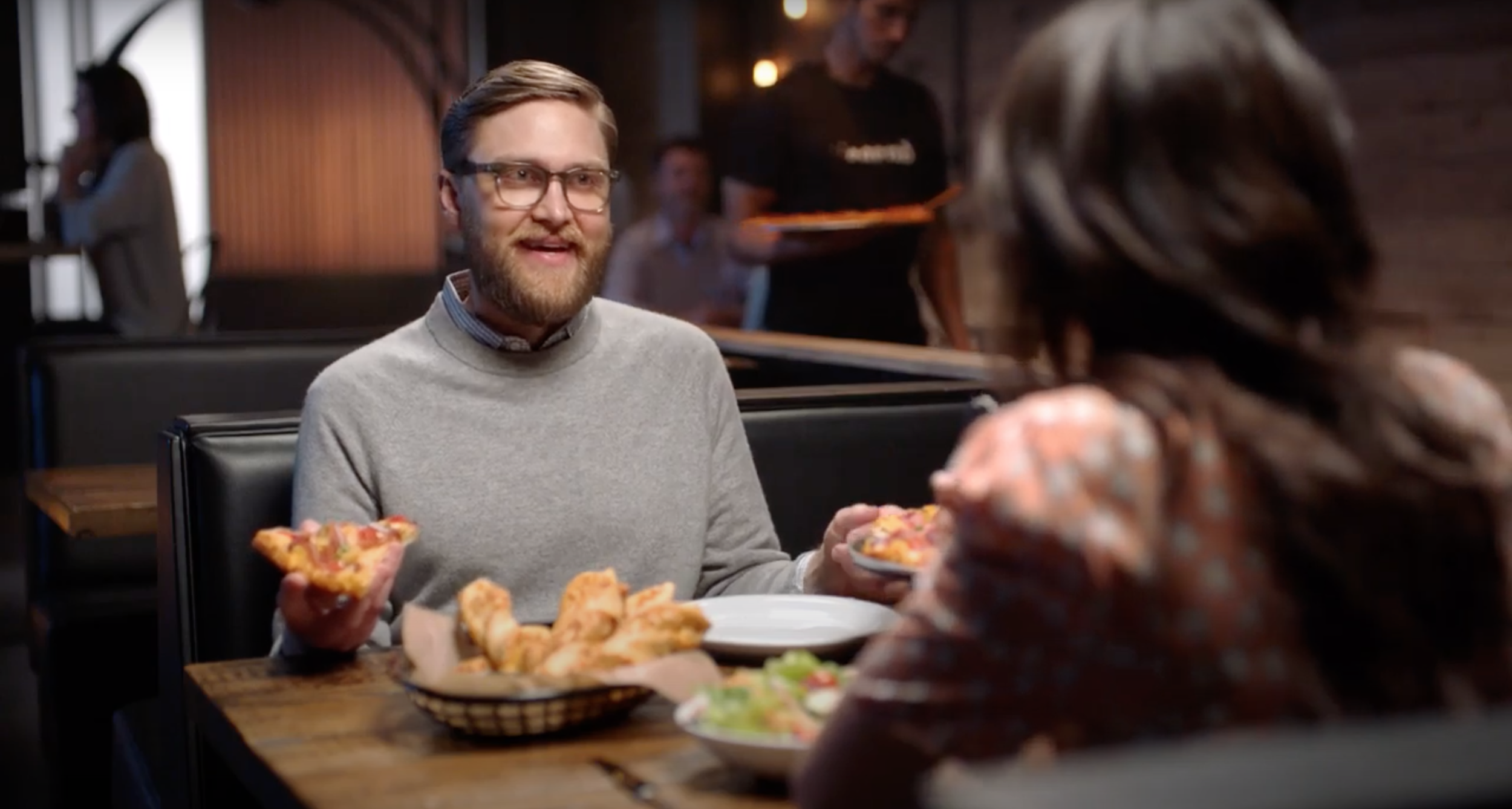 Round Table Pizza Blind Date_1.png