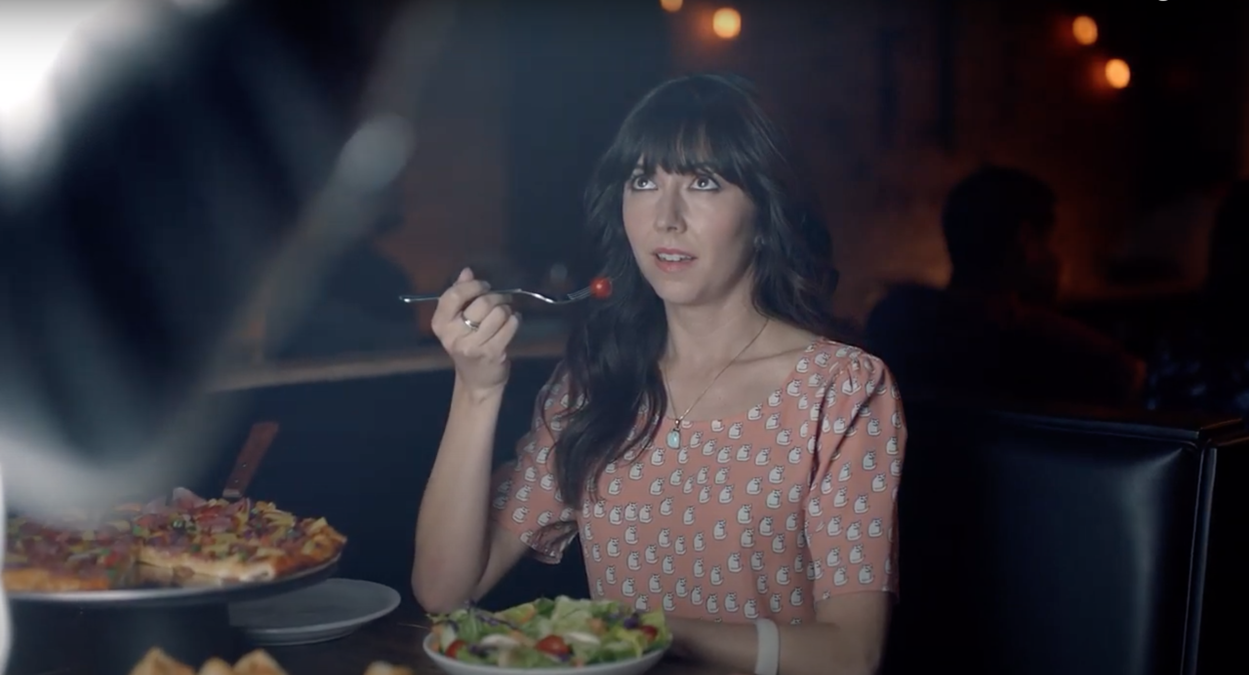 Round Table Pizza Blind Date_3.png