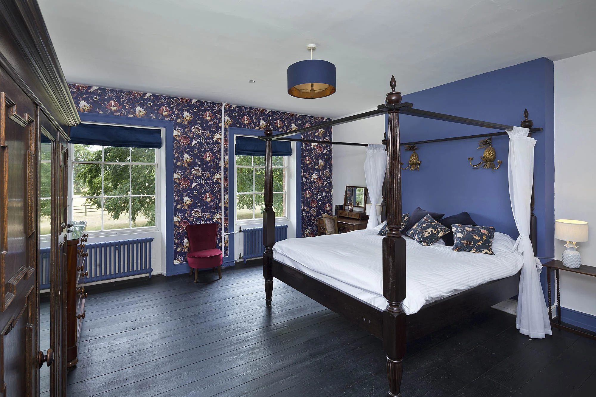 The Pineapple Suite