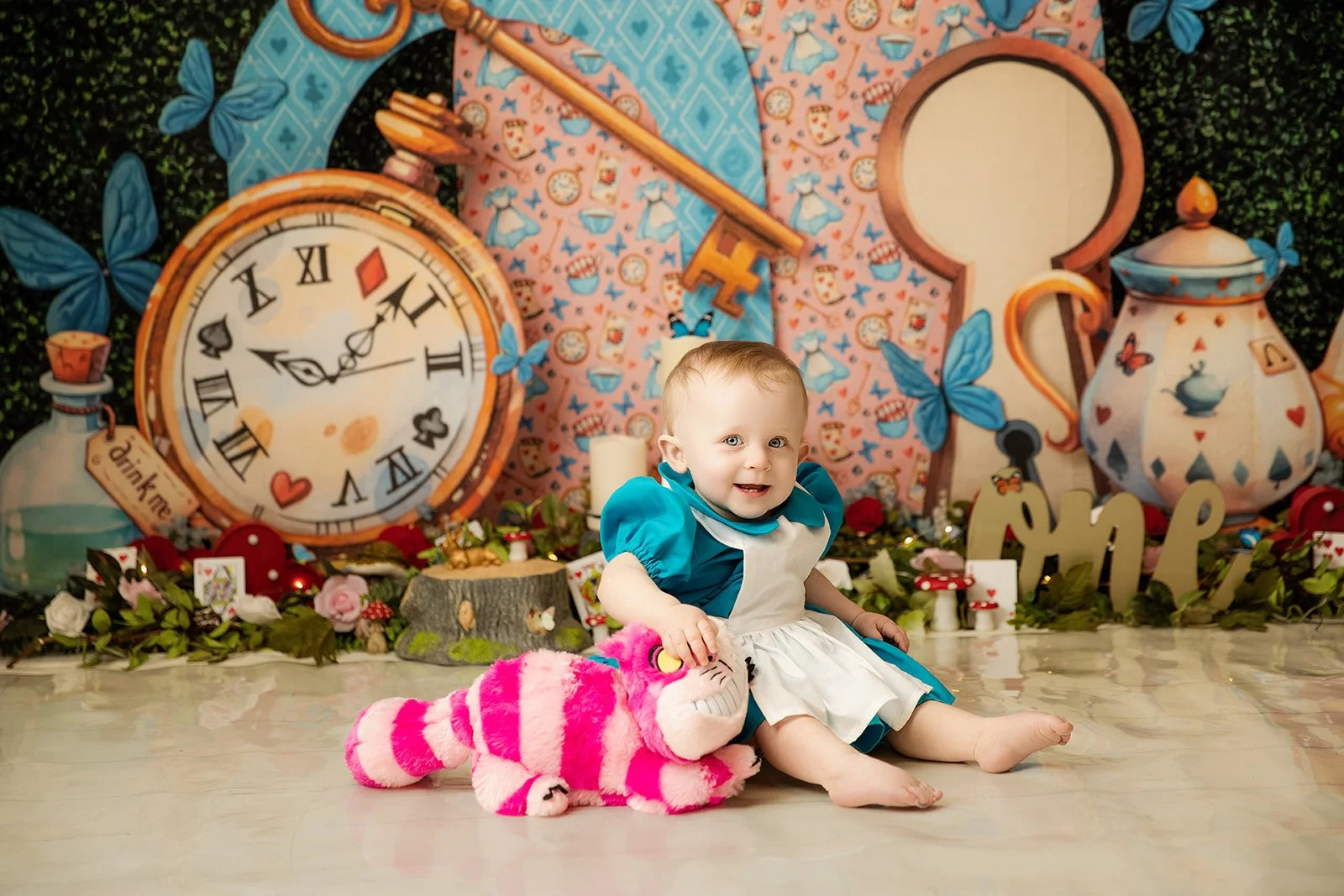 alice_in_wonderland_cake_smash